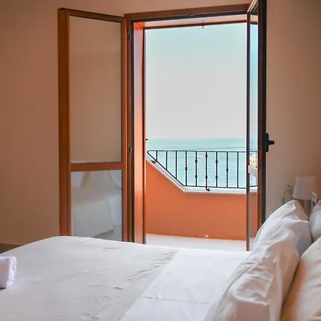 Il Porticciolo Scilla